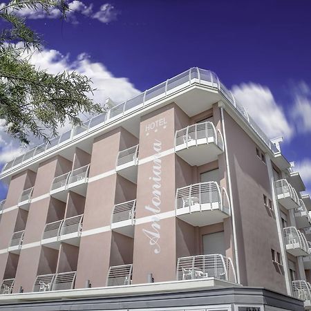 Hotel Antoniana Caorle Luaran gambar